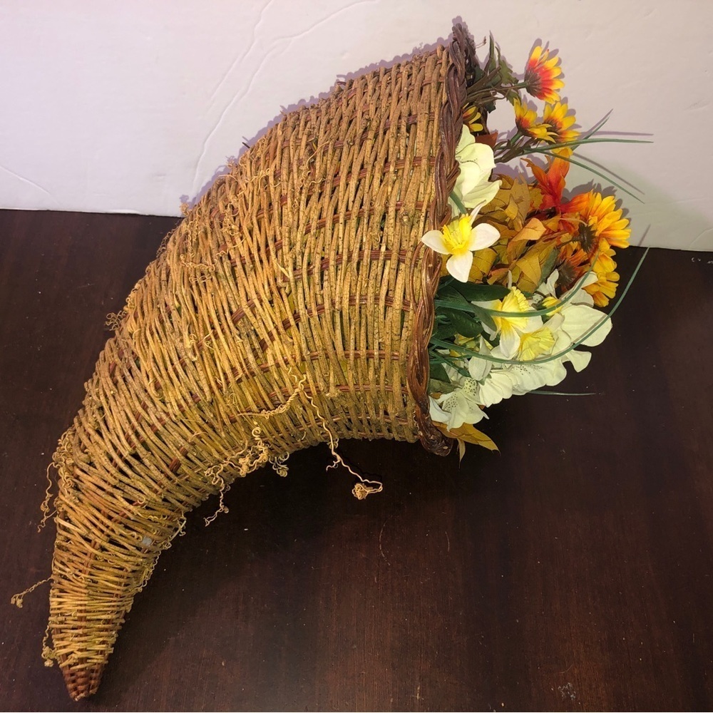 Extra Large Wicker Horn with Flowers.